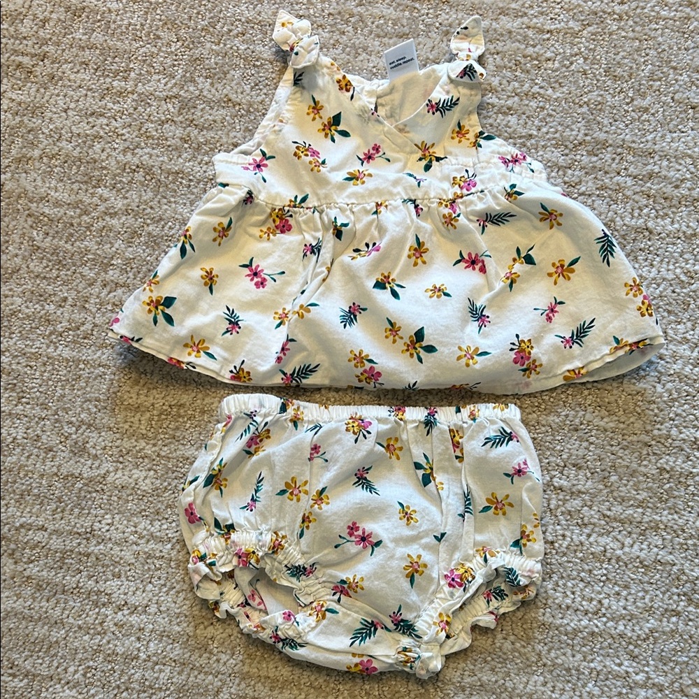 Baby floral romper set with tank top and bloomers